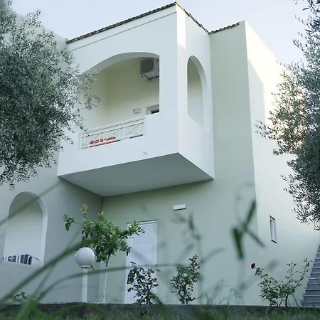 Aparthotel Vardis Olive Garden 2*